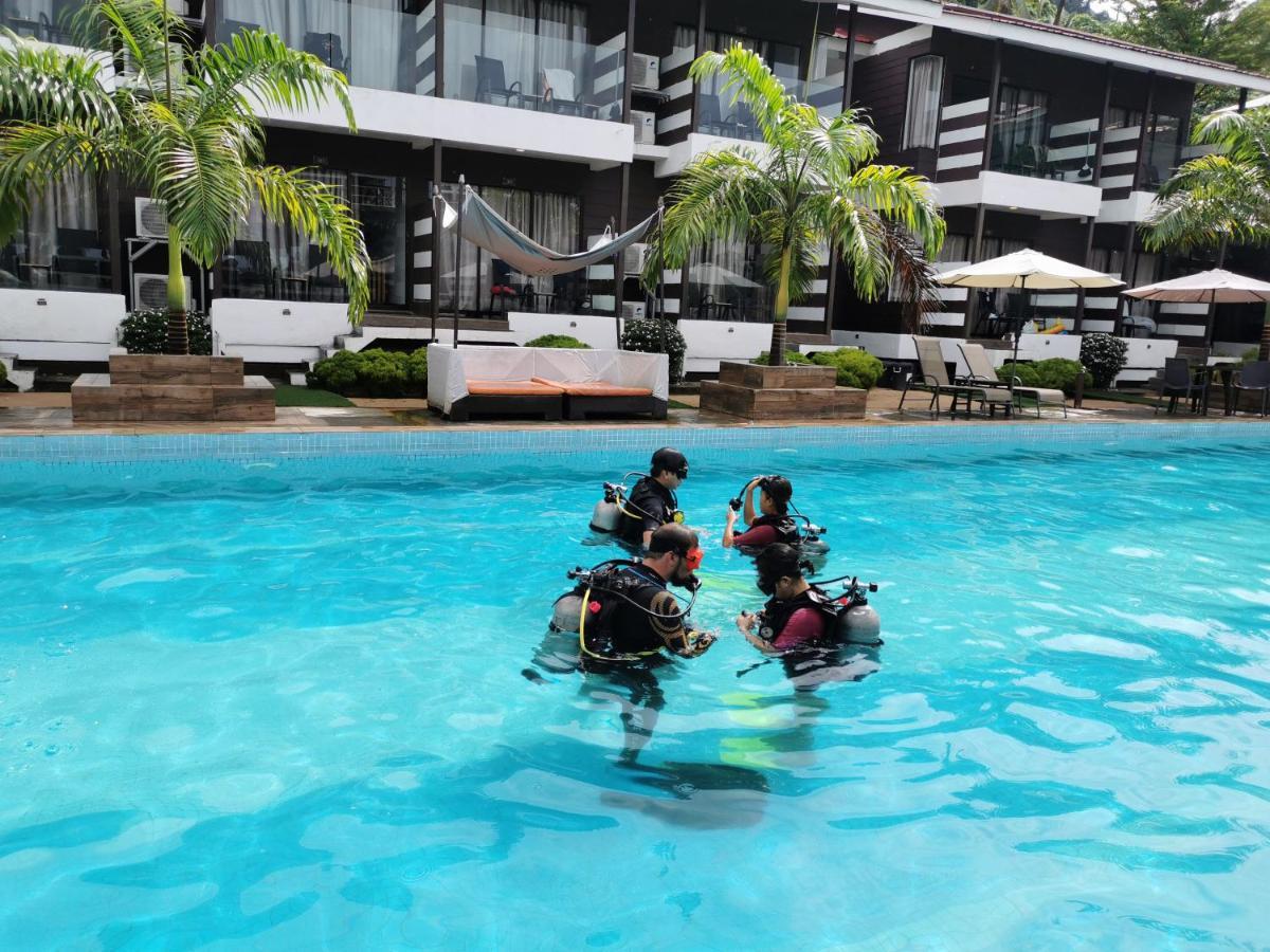 The Barat Tioman Beach Resort Kampong Juara Kültér fotó